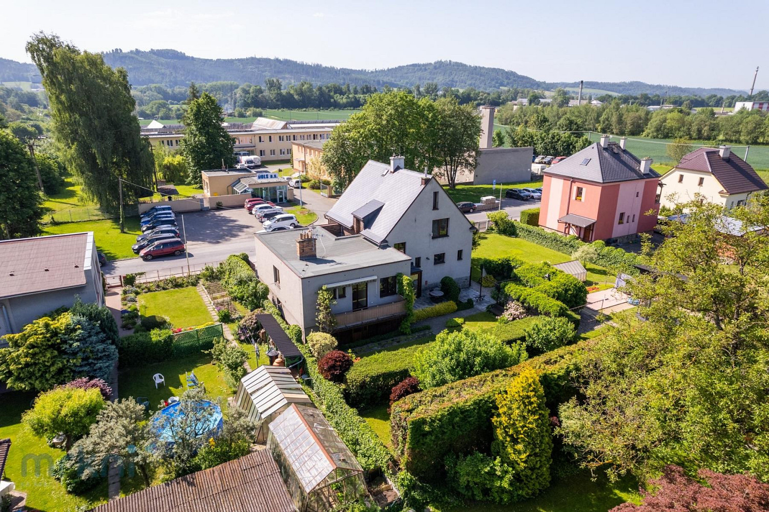 Prodej domu 216 m² s pozemkem 798 m² – pohled 2
