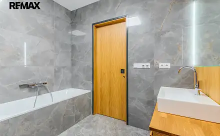 Prodej bytu 2+kk 92 m²