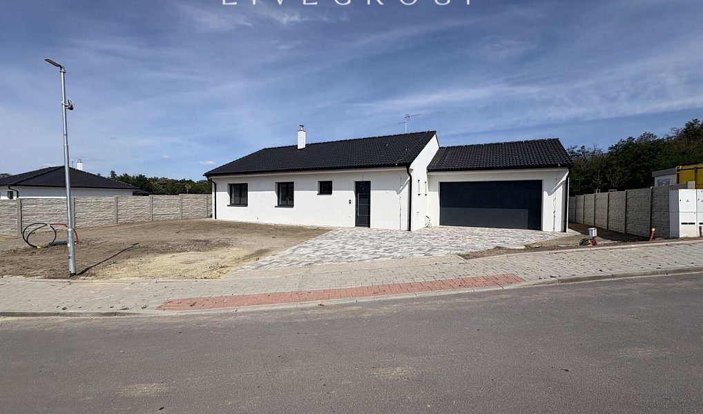Prodej domu 107 m² s pozemkem 647 m², Oleksovice – náhled fotky 2