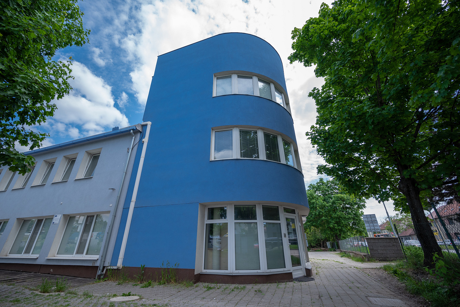 Pronájem kanceláře 200 m² — photo 2