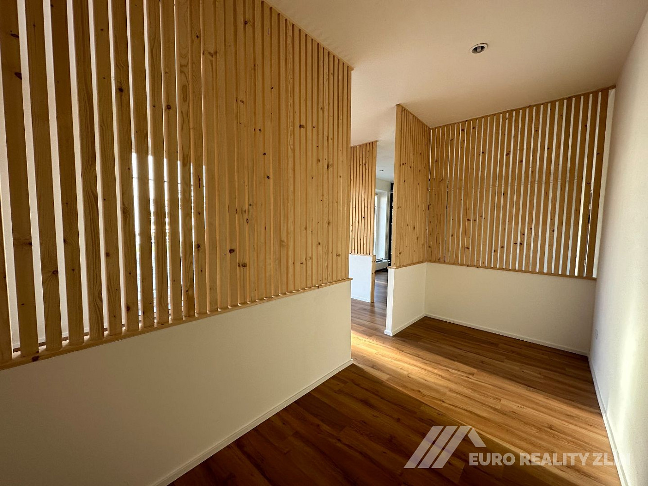 Pronájem obchodních prostor 86 m² – fotografie 5