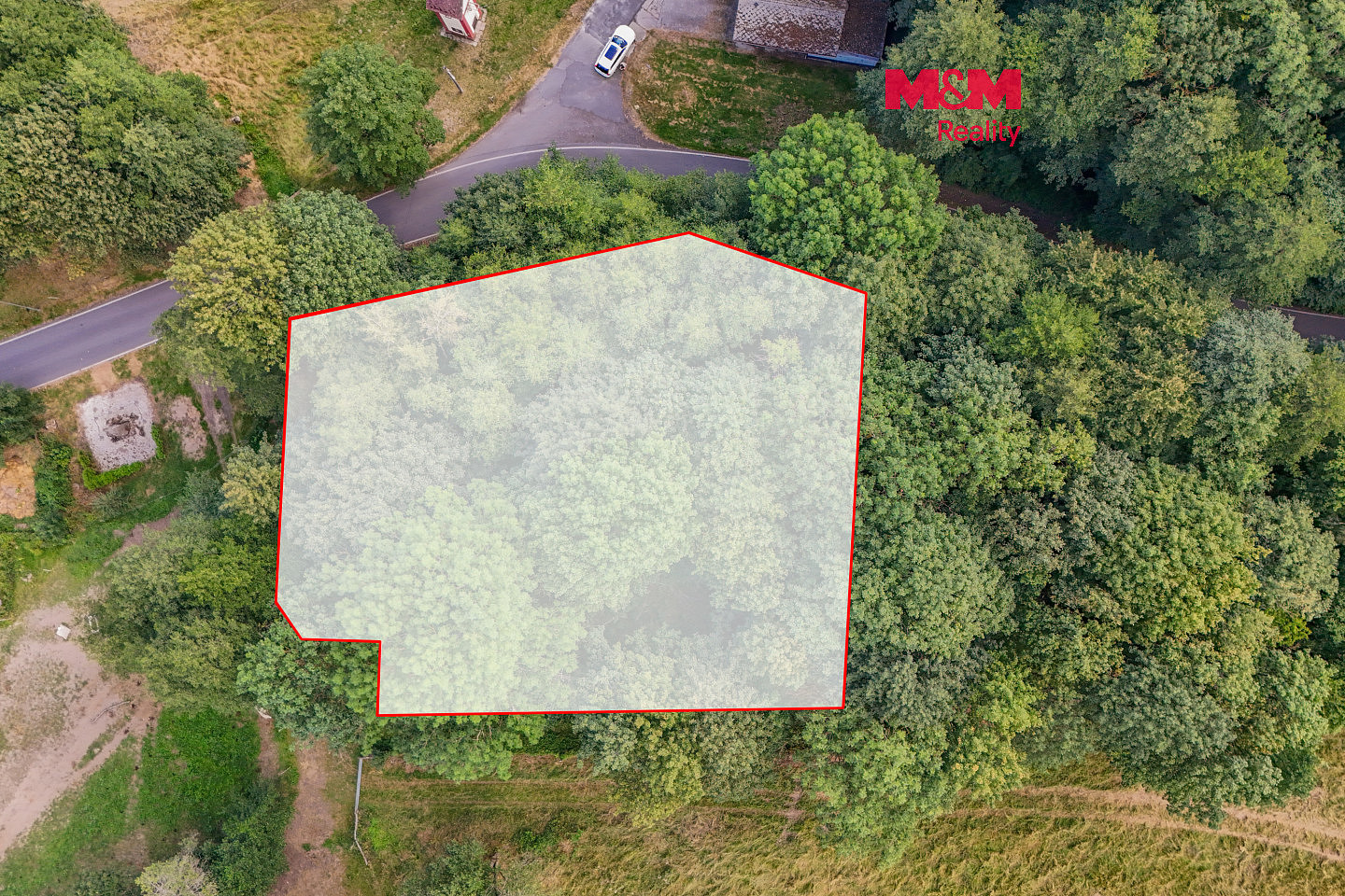 Prodej stavebního pozemku 1 858 m²
