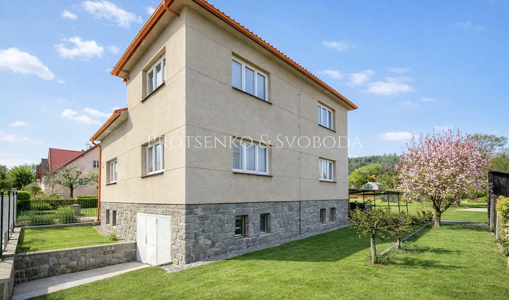 Prodej domu 308 m² s pozemkem 804 m², Písek – náhled fotky 17