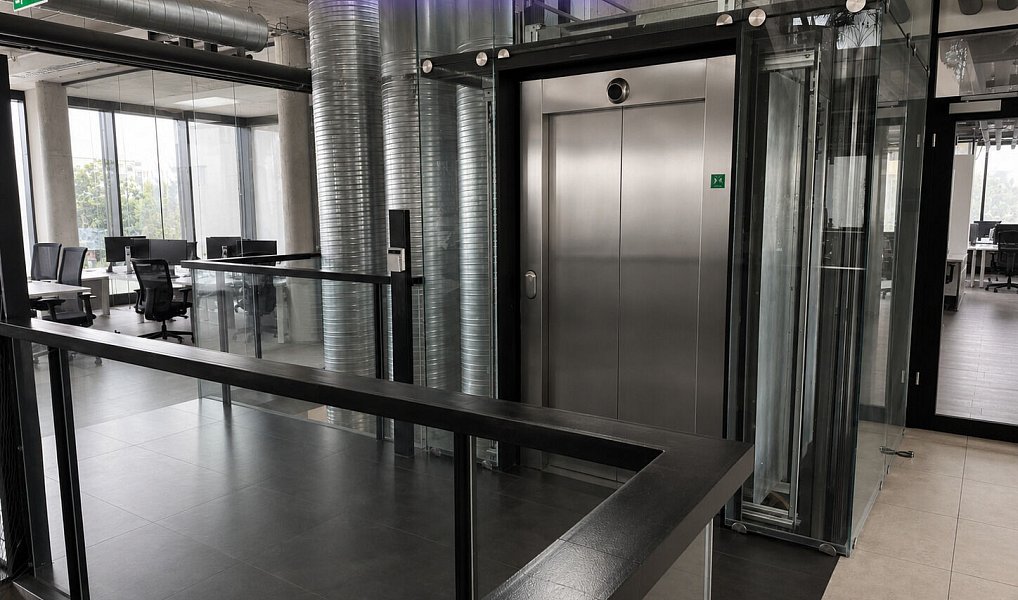 Pronájem kanceláře 440 m², Praha – náhled fotky 7