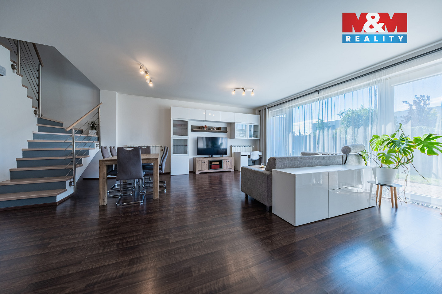 Prodej domu 141 m² s pozemkem 459 m²