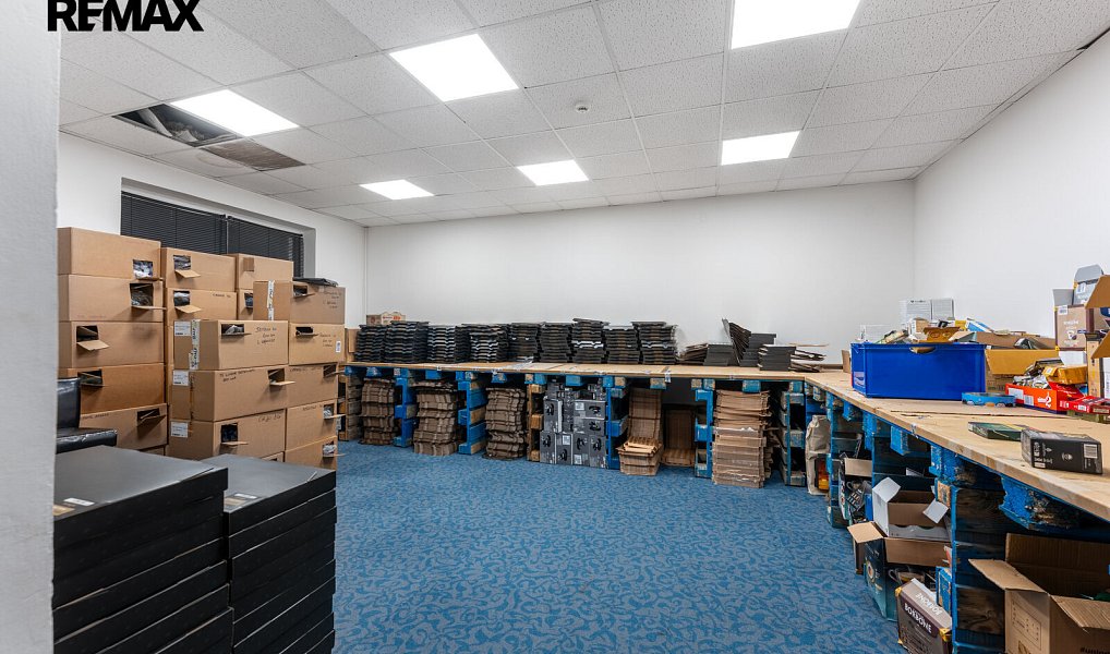 Pronájem skladovacích prostor 1 088 m², Průhonice – náhled fotky 10