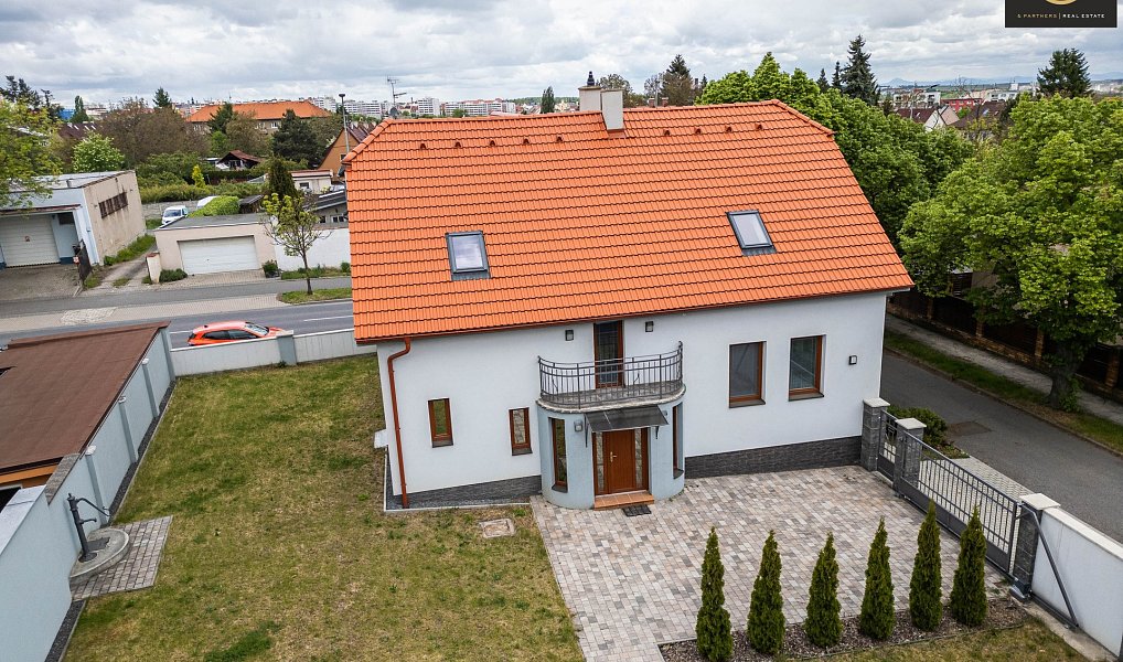 Prodej domu 209 m² s pozemkem 630 m², Kladno – náhled fotky 24