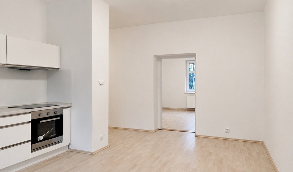 Pronájem bytu 2+1 71 m², Ostrava – náhled fotky 2