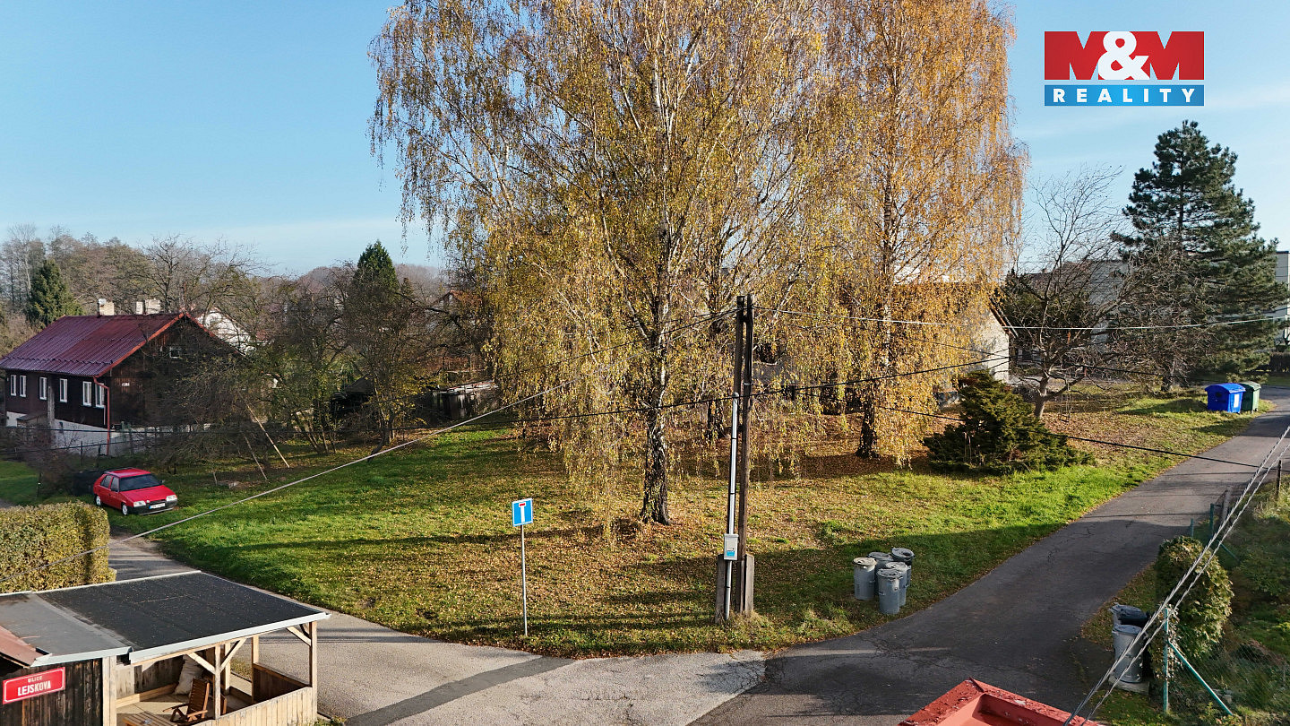 Prodej stavebního pozemku 989 m² — photo 4