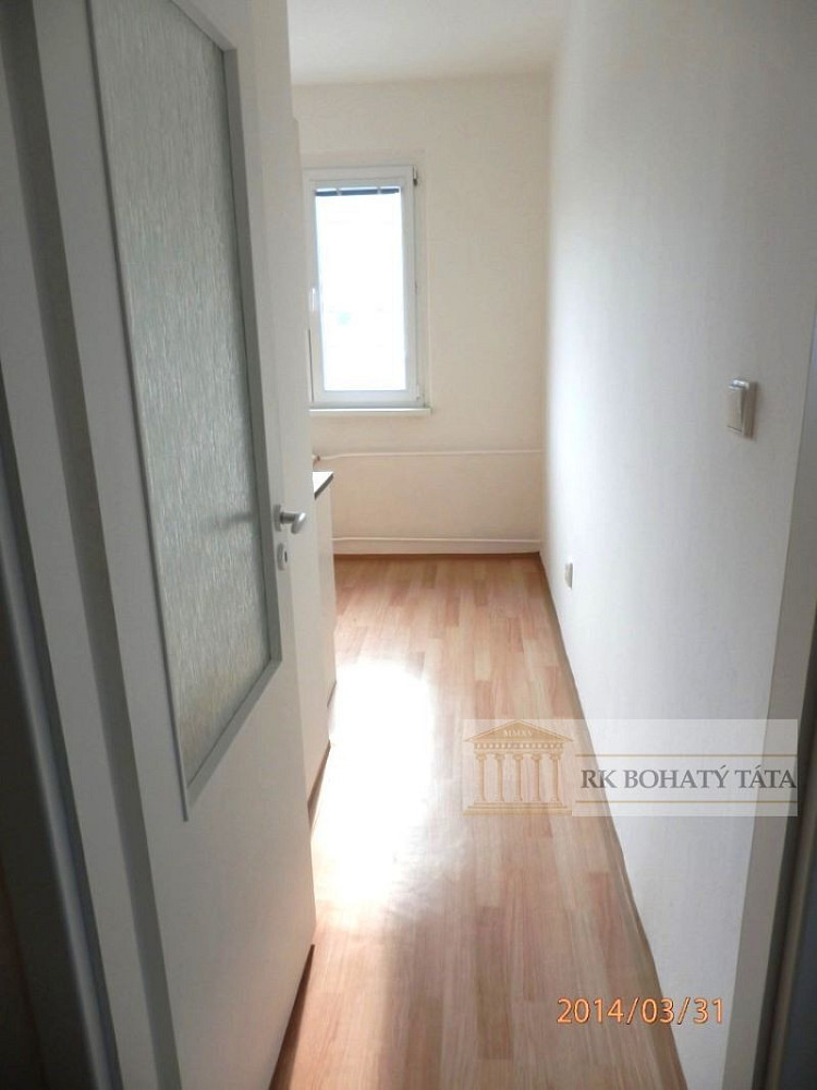Pronájem bytu 2+1 52 m² – fotografie 4