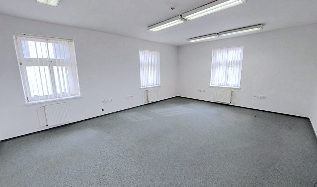 Pronájem kanceláře 57 m², Strakonice – náhled fotky 2
