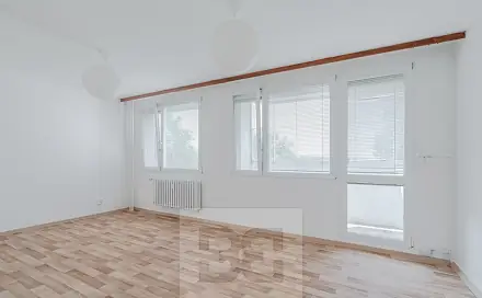 Pronájem bytu 3+1 73 m², 28. října, Český Brod, okres Kolín