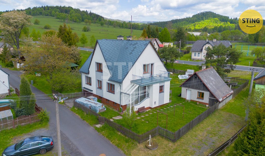 Prodej domu 240 m² s pozemkem 1 143 m², Stará Ves – náhled fotky 2