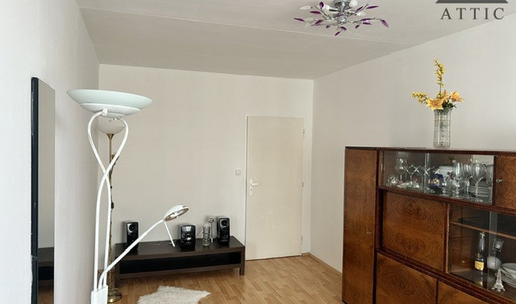 Pronájem bytu 3+1 74 m², Praha – náhled fotky 9