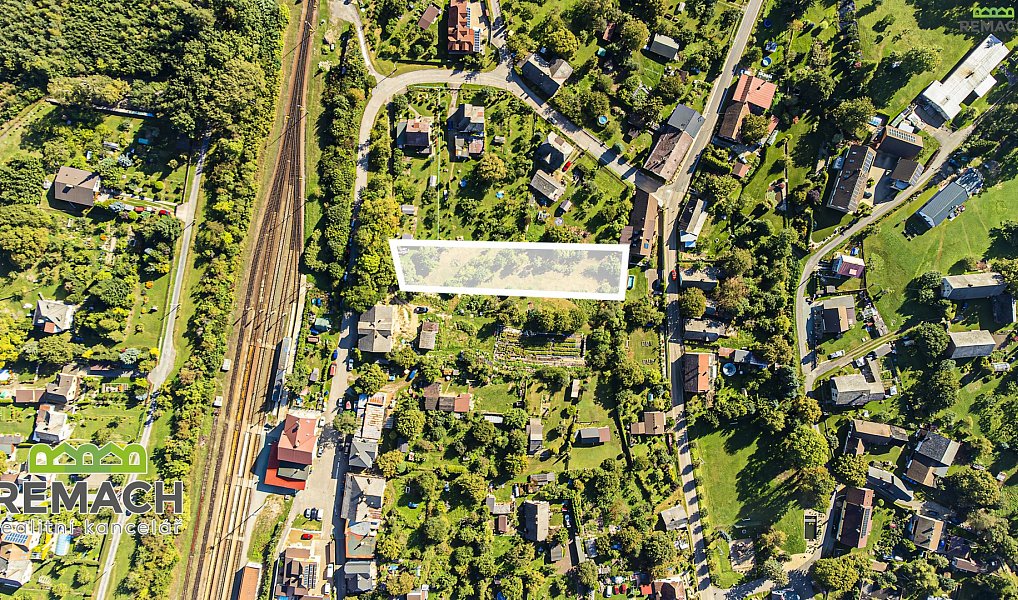 Prodej stavebního pozemku 3 000 m², Studnice – náhled fotky 3