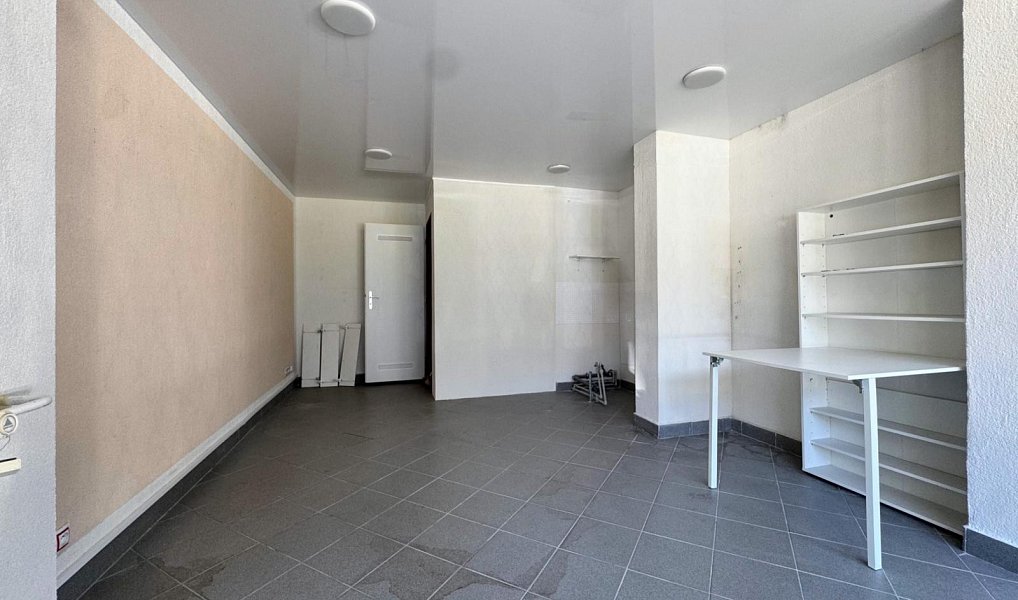 Pronájem obchodních prostor 17 m², Most – náhled fotky 2