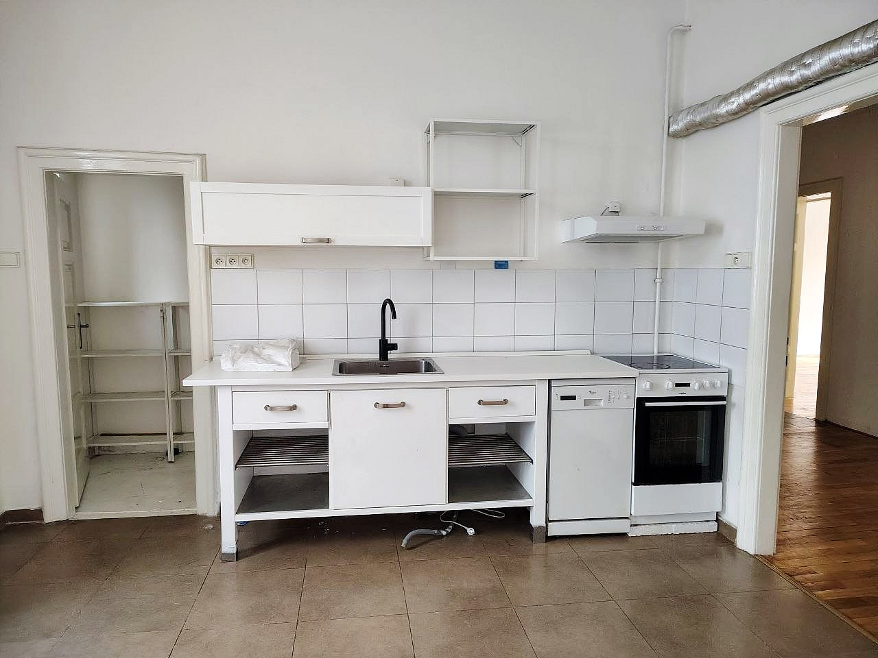 Pronájem bytu 3+1 123 m² – fotografie 4