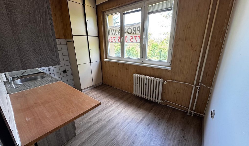 Pronájem bytu 2+1 55 m², Bílina – náhled fotky 2