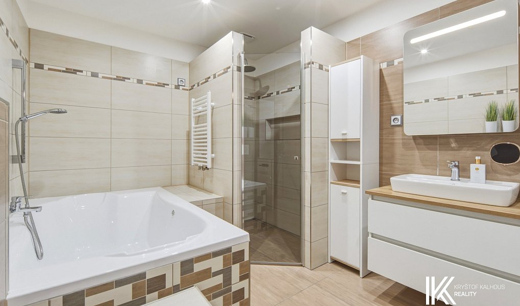 Prodej domu 205 m² s pozemkem 368 m², Třebnouševes – náhled fotky 11