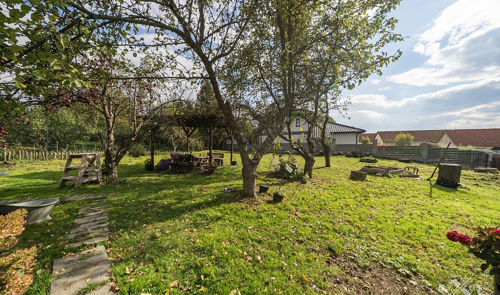Prodej domu 343 m² s pozemkem 1 145 m², Struhařov – náhled fotky 17