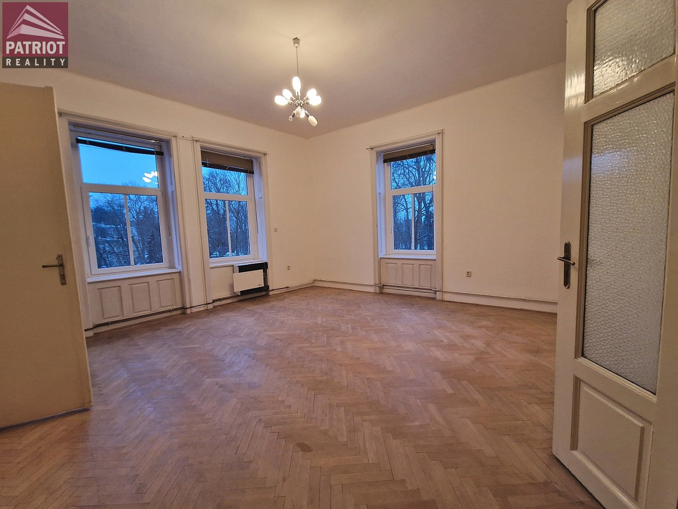Pronájem bytu 4+1 134 m² – fotografie 2