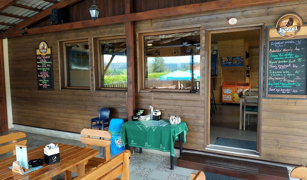 Prodej ubytovacího objektu 563 m², Kovářov – náhled fotky 13