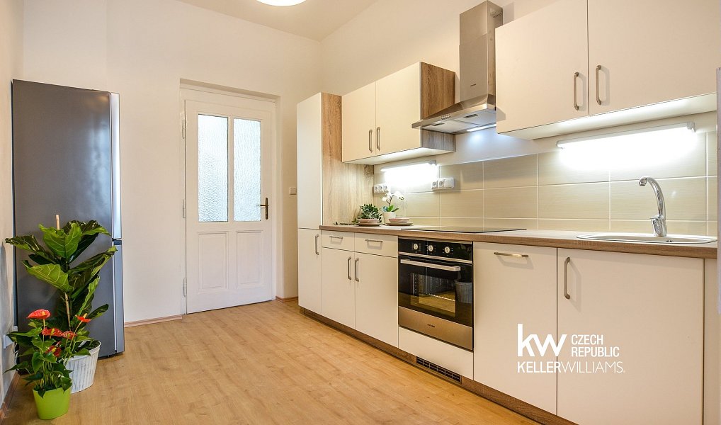 Pronájem bytu 2+kk, 36 m², Vinohrady - Praha 2, Praha