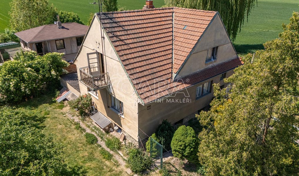 Prodej domu 274 m² s pozemkem 941 m², Kropáčova Vrutice – náhled fotky 2