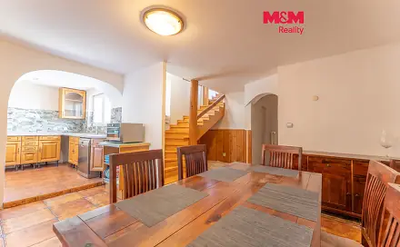 Prodej domu 171 m² s pozemkem 525 m², Ledčice, okres Mělník