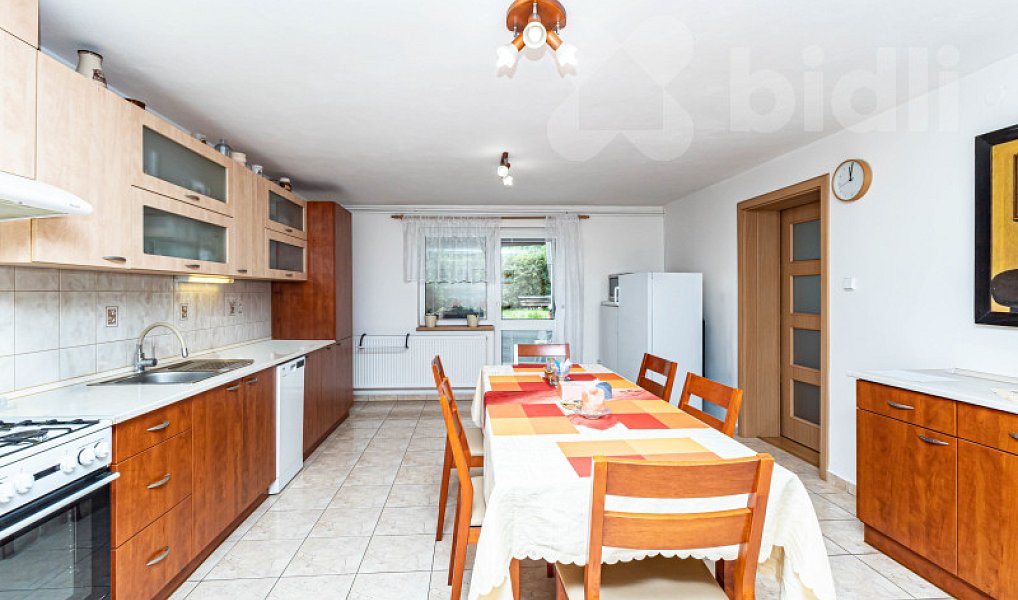 Prodej domu 135 m² s pozemkem 2 839 m², Stádlec – náhled fotky 5