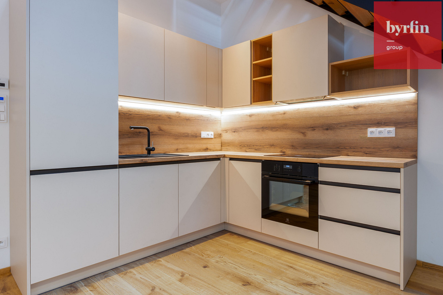 Prodej bytu 2+kk 56 m² – fotografie 4