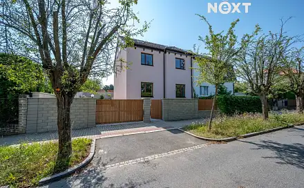 Pronájem bytu 2+kk 61 m², Nerudova, Říčany, okres Praha-východ