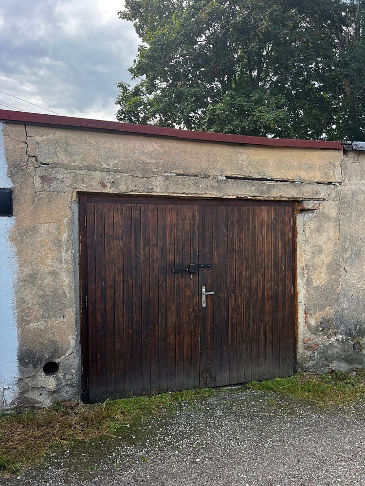 Prodej garáže 24 m2, Jilemnice