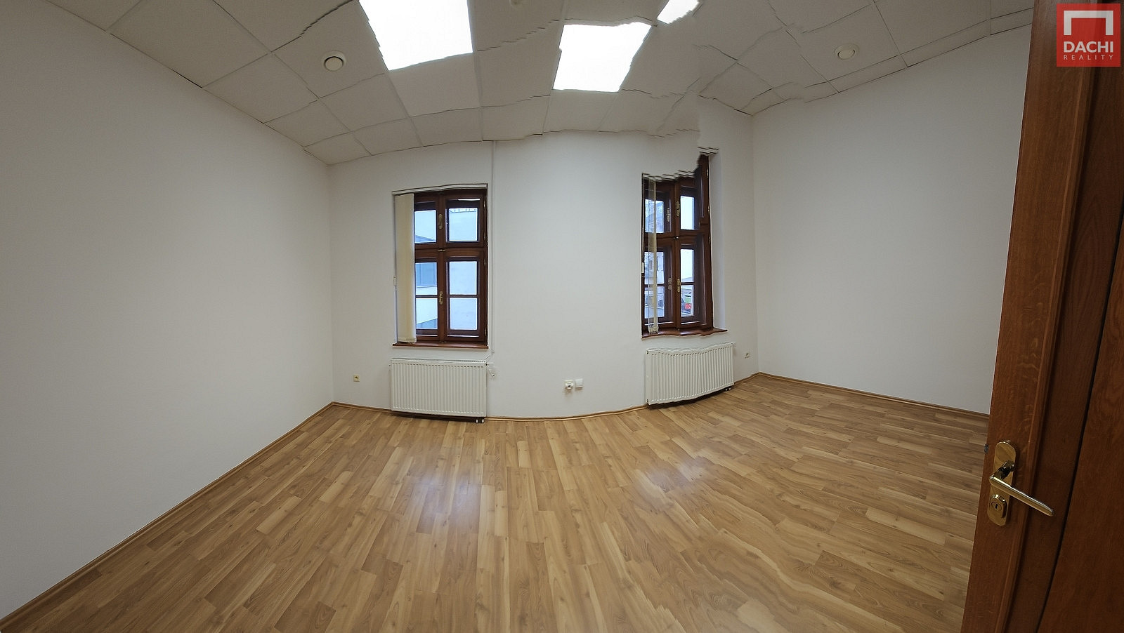 Pronájem kanceláře 55 m² – fotografie 2