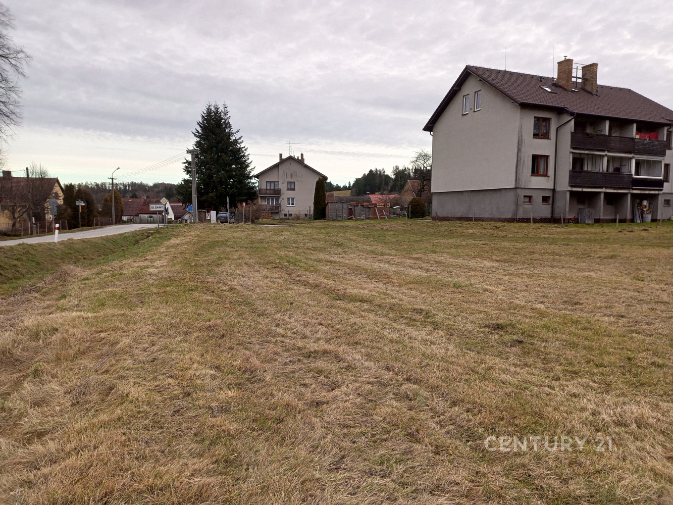 Prodej stavebního pozemku 3 068 m² – fotografie 2