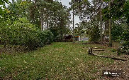 Prodej stavebního pozemku 1 599 m², Pardubice