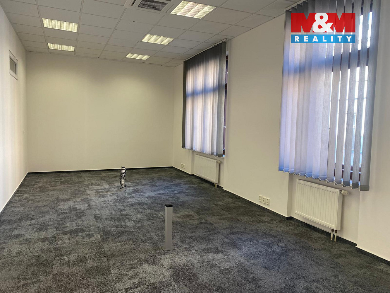 Pronájem obchodních prostor 170 m² – fotografie 2