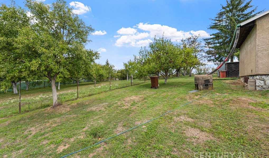 Prodej stavebního pozemku 661 m², Prace – náhled fotky 6