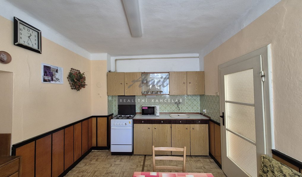 Prodej domu 256 m² s pozemkem 256 m², Šlapanice – náhled fotky 2