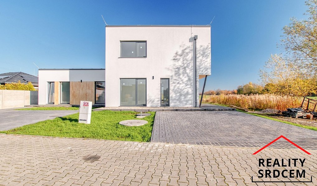 Prodej domu 155 m² s pozemkem 449 m², Ostrava – náhled fotky 2