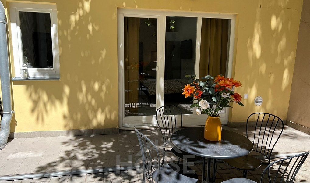 Prodej bytu 1+kk 45 m², Praha – náhled fotky 3