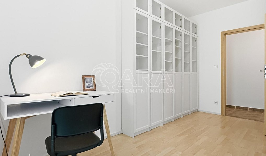 Prodej bytu 2+kk 101 m², Praha – náhled fotky 12