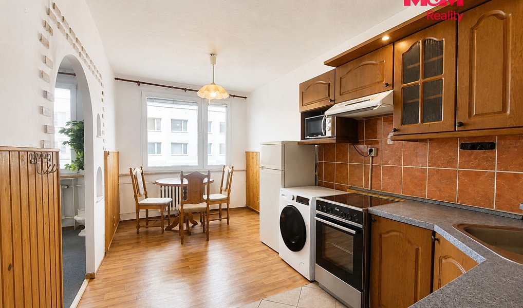 Prodej bytu 3+1 70 m², Březnice – náhled fotky 2