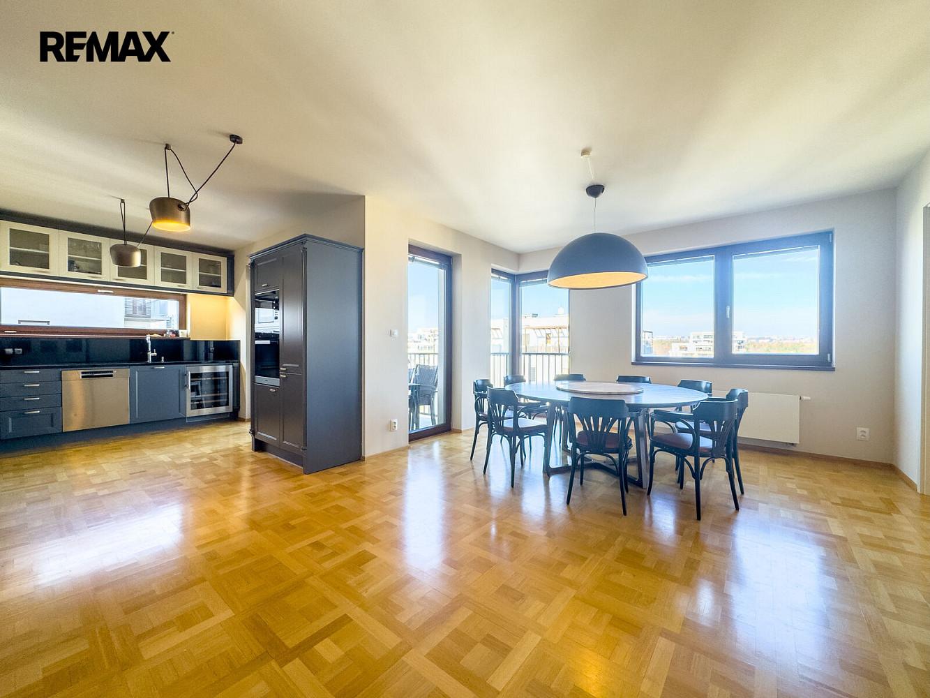 Prodej bytu 6+kk 194 m² – fotografie 2