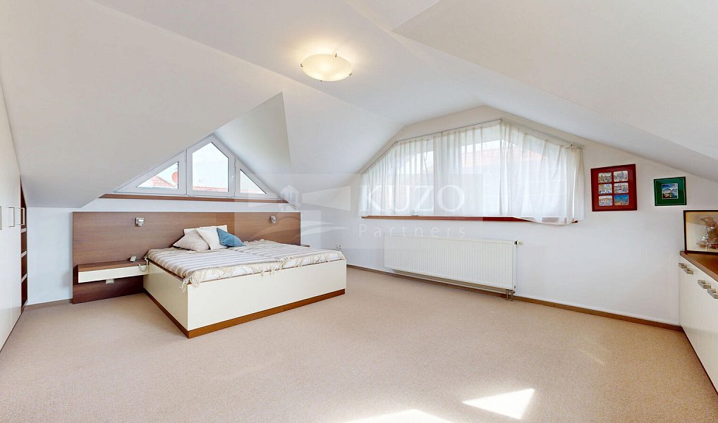 Prodej domu 196 m² s pozemkem 149 m², Hostivice – náhled fotky 10