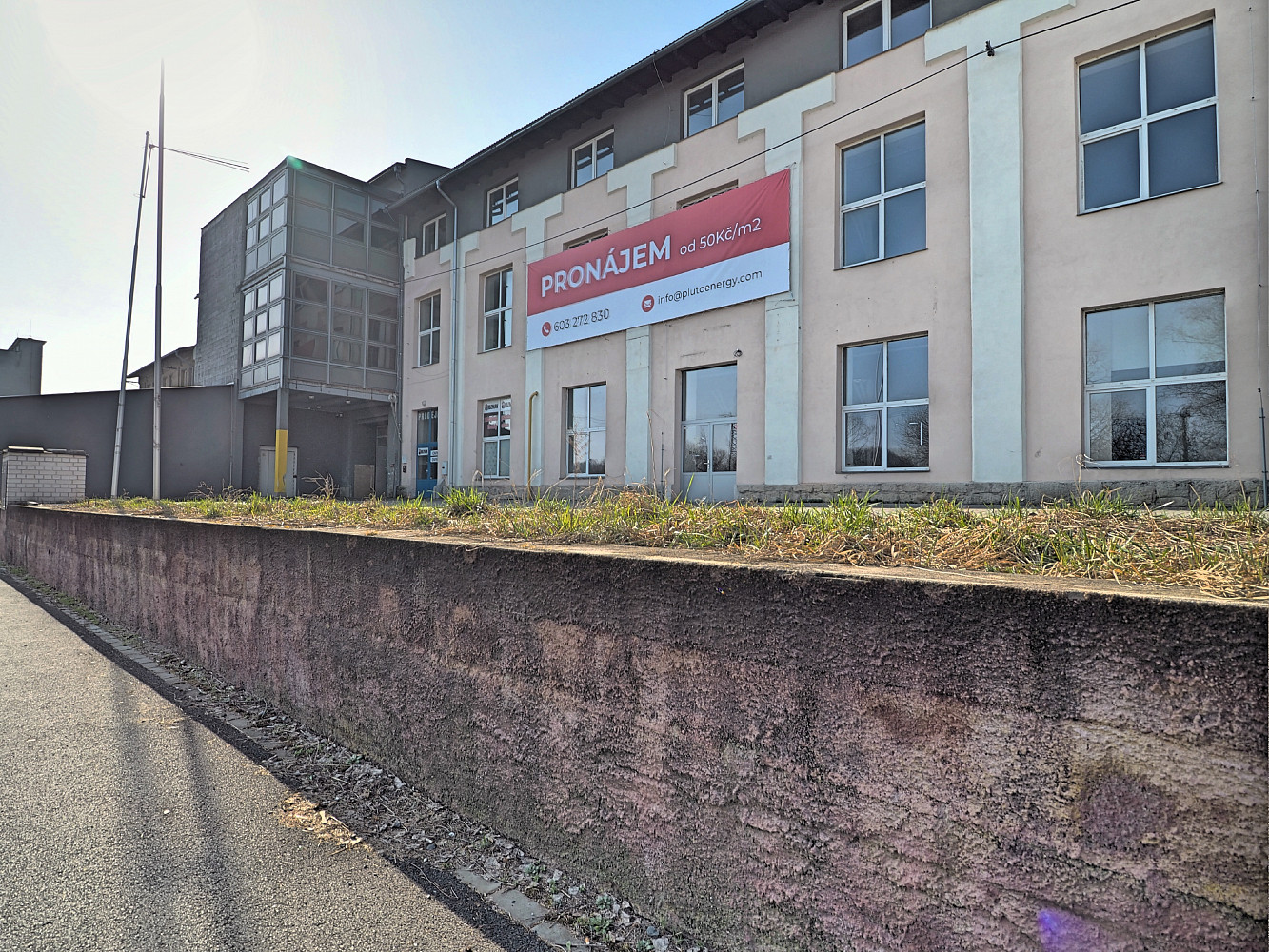 Prodej kanceláře 5 000 m² – pohled 2