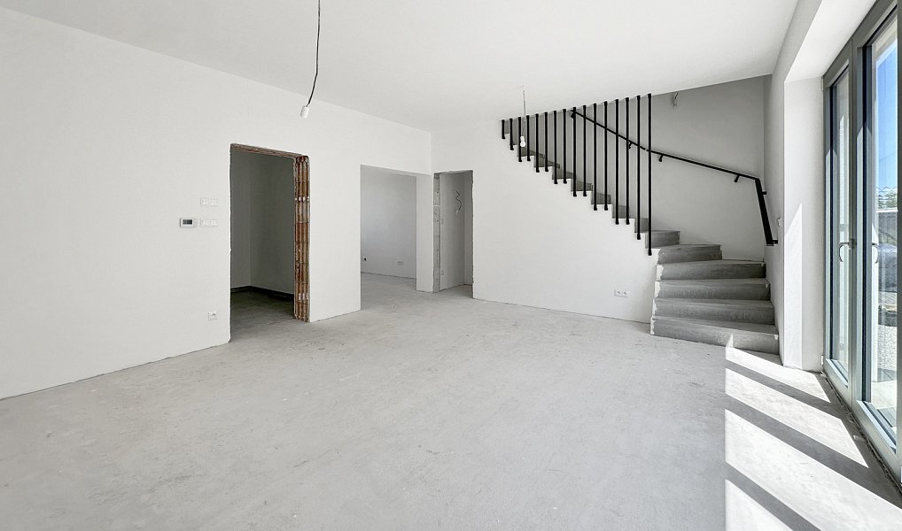 Prodej domu 101 m² s pozemkem 316 m², Strážnice – náhled fotky 4