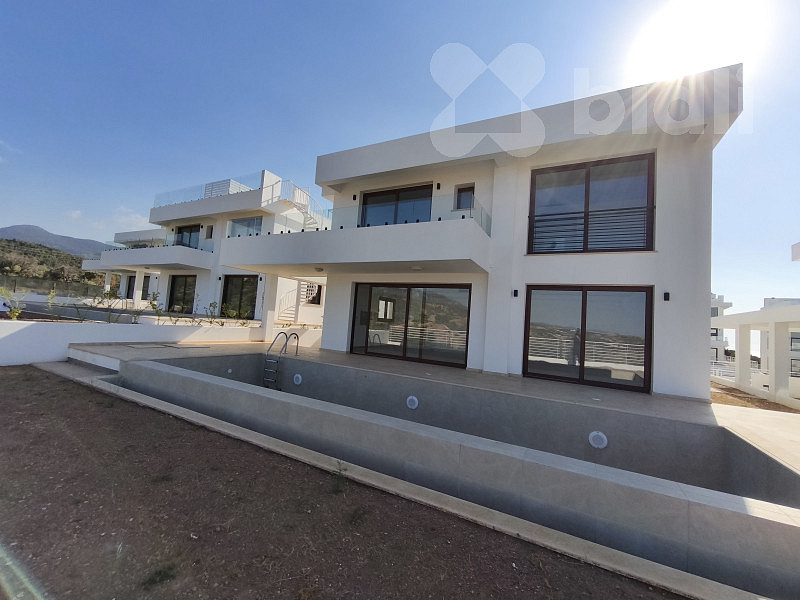 Prodej domu 194 m² s pozemkem 700 m² – fotografie 2
