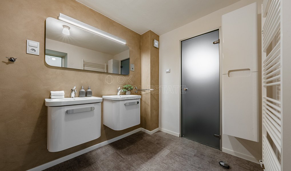 Prodej domu 138 m² s pozemkem 1 138 m², Svojšice – náhled fotky 9