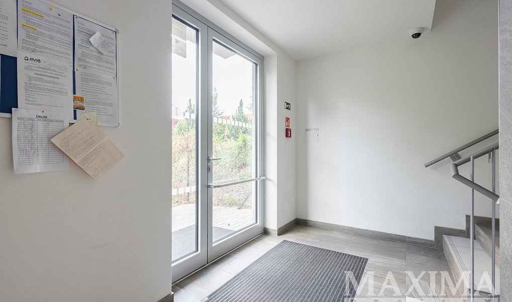 Prodej bytu 2+kk 59 m², Praha – náhled fotky 18